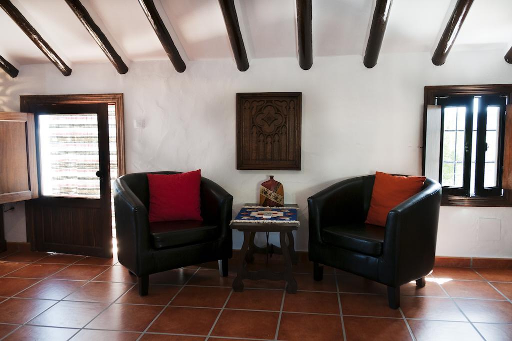 Cortijo La Haza Bed & Breakfast Iznajar Room photo