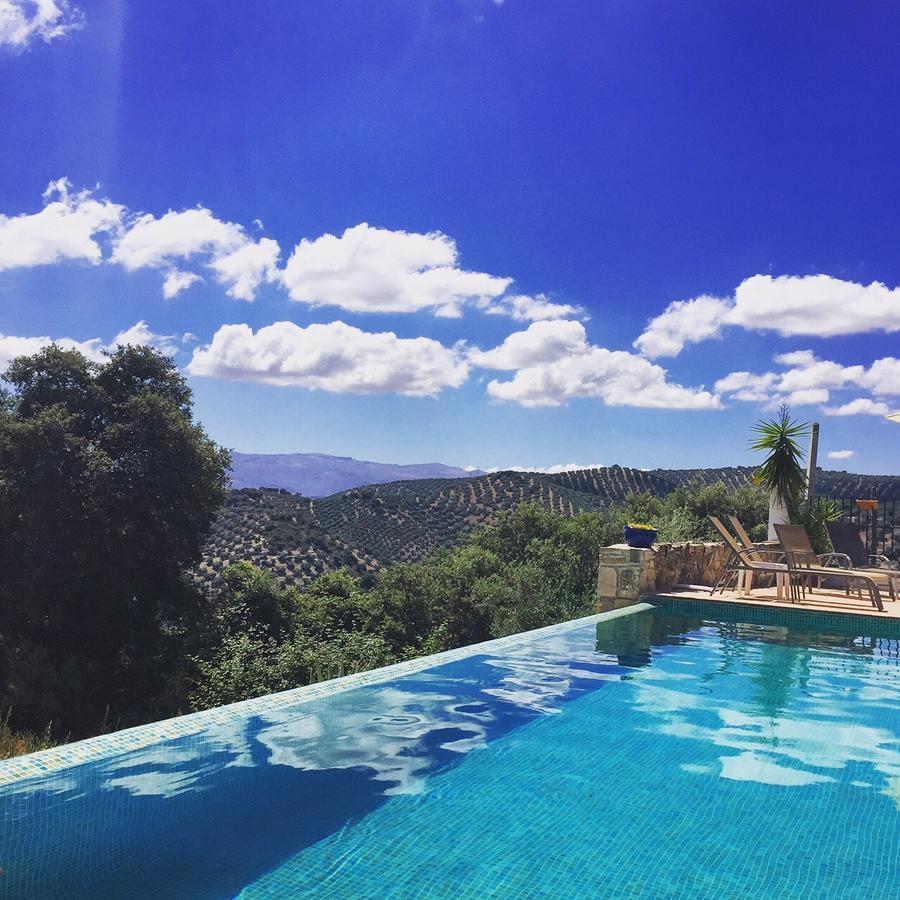 Cortijo La Haza Bed & Breakfast Iznajar Exterior photo
